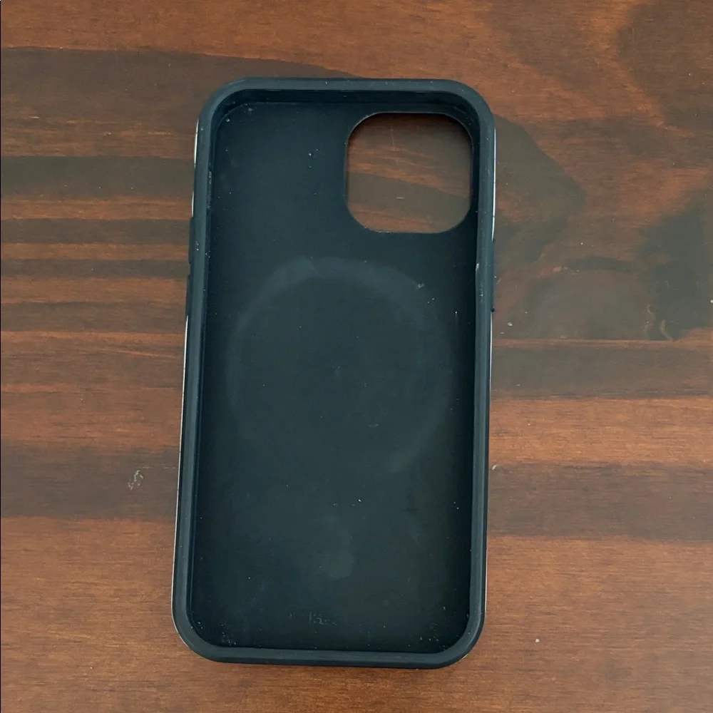 Casely bow case. MagSafe. iPhone 13 mini
